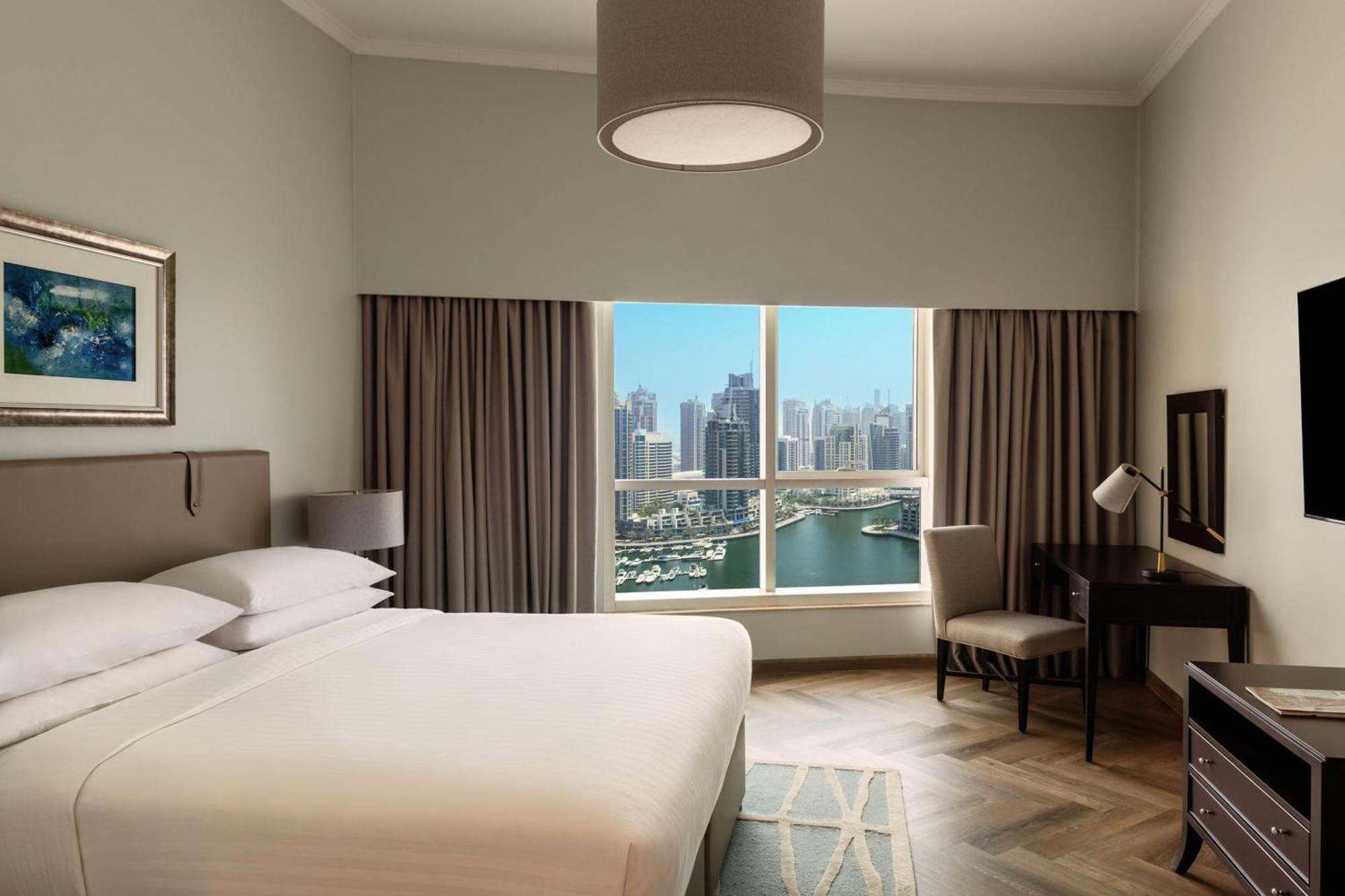 Dubai Marriott Harbour Hotel And Suites Exterior photo